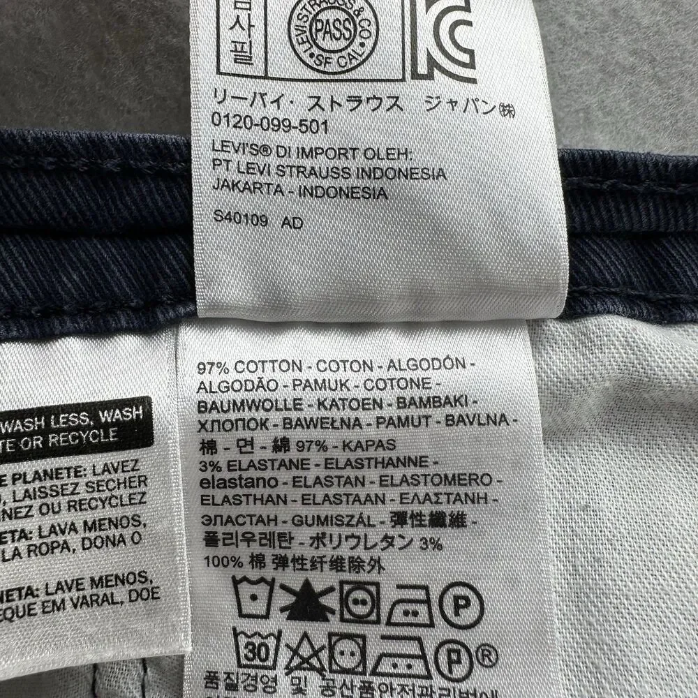 Levis levis 502